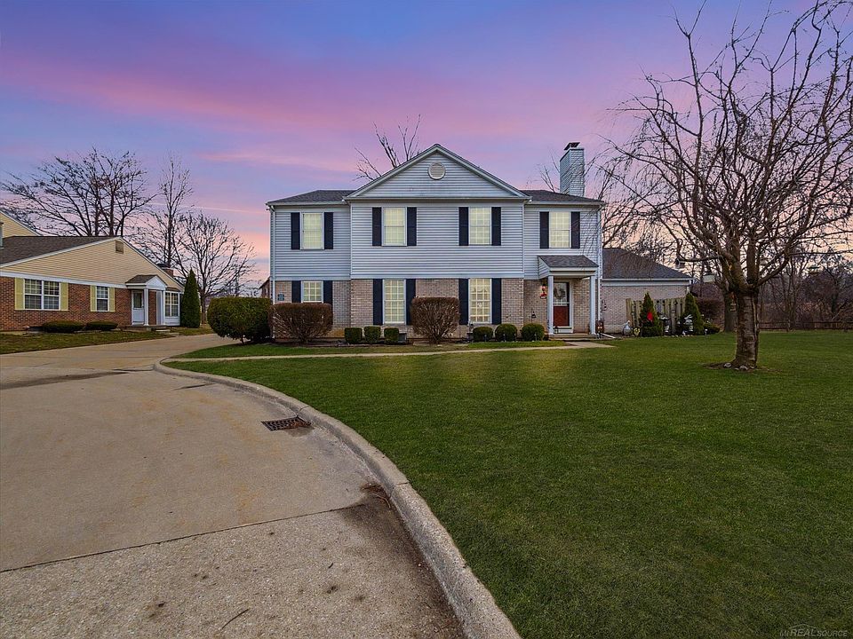 1st image of 24669 Lake Meadow Dr