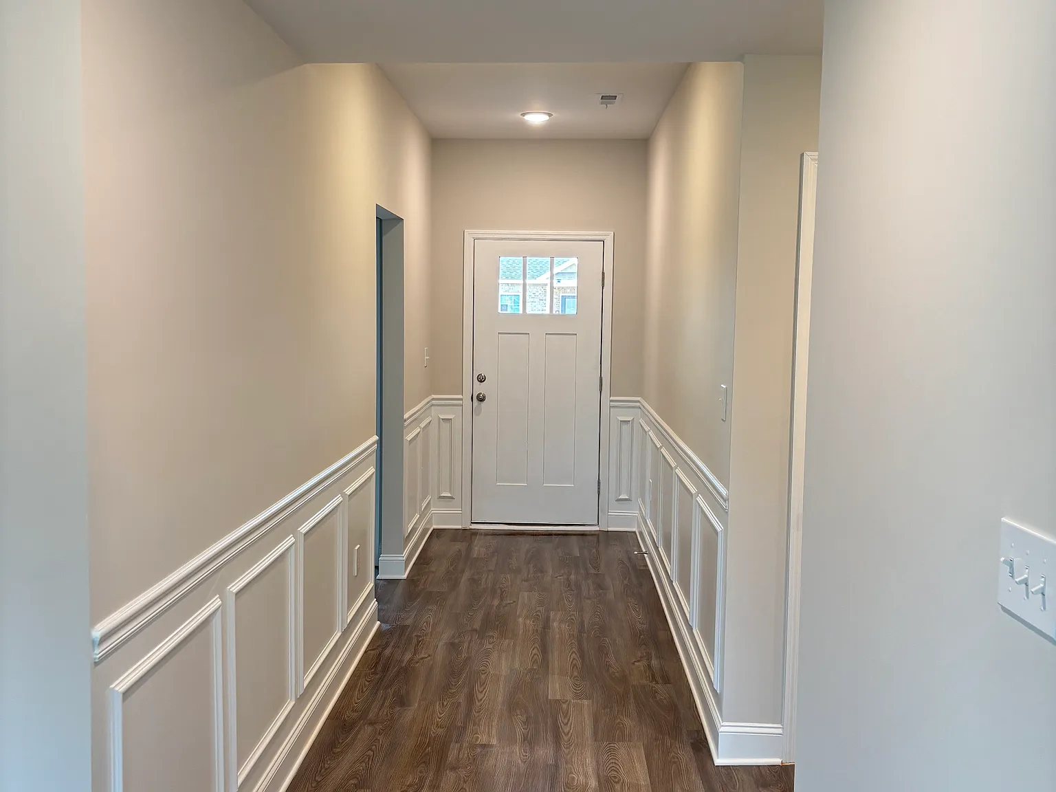 3 bed, 1620 sqft, $1,795 — Photo 2
