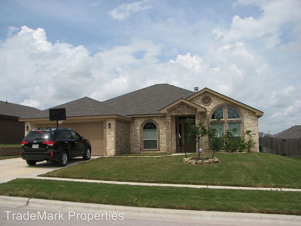 1st image of 3707 Flatrock Mountain Dr