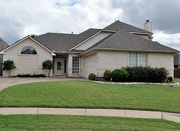 2nd image of 9204 Winslow Ct