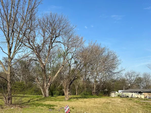 N Cedar St, Sallisaw, OK 74955