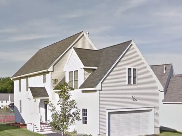 71 Barbara Ln, Hudson, NH 03051