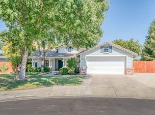 2887 Beverly Ave, Clovis, CA