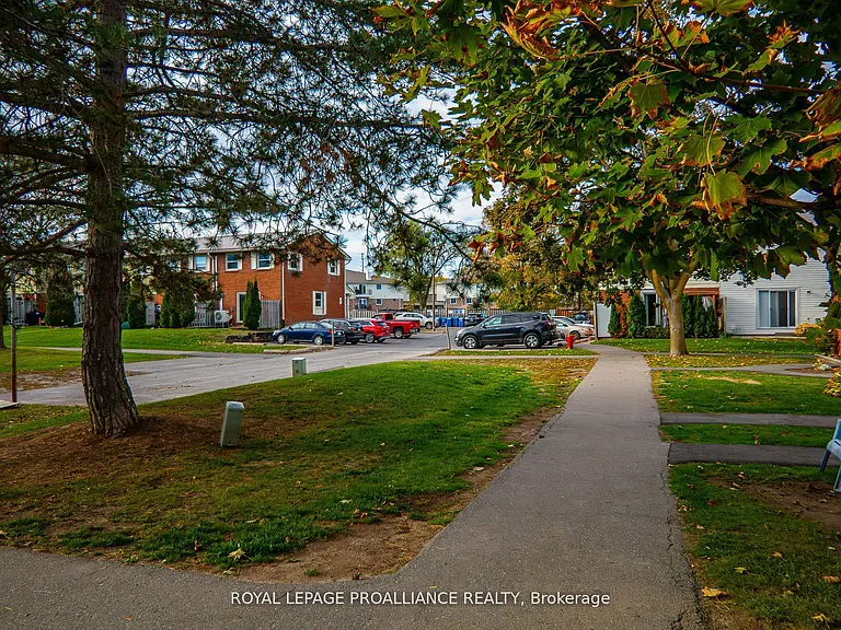 207D Park St N — Photo 31