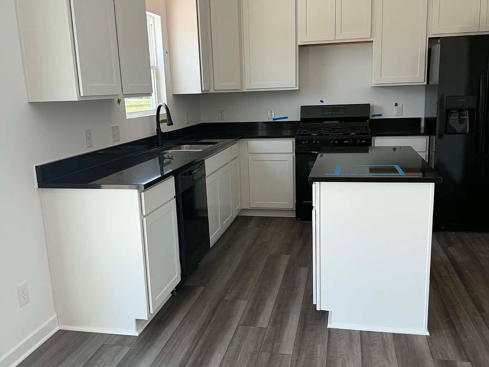 2nd image of 593 Wise Way