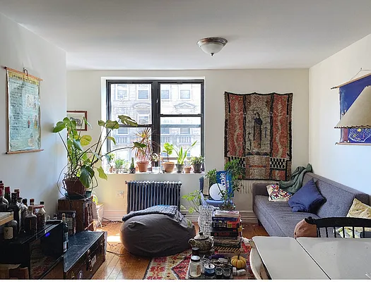 Rented by Geraldine Capasso, LREB | media 17