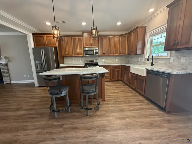 521 Edgarton Way — Photo 10