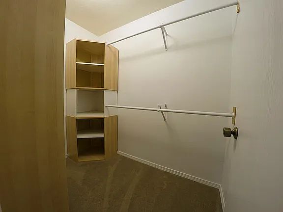 3rd image of 8744 Shadycreek Dr
