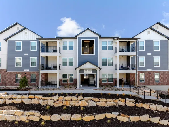 912 N Hemsworth Way #P101, Saratoga Springs, UT 84045