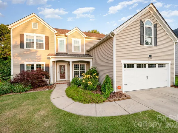 6143 Maple Leaf Ave, Harrisburg, NC 28075