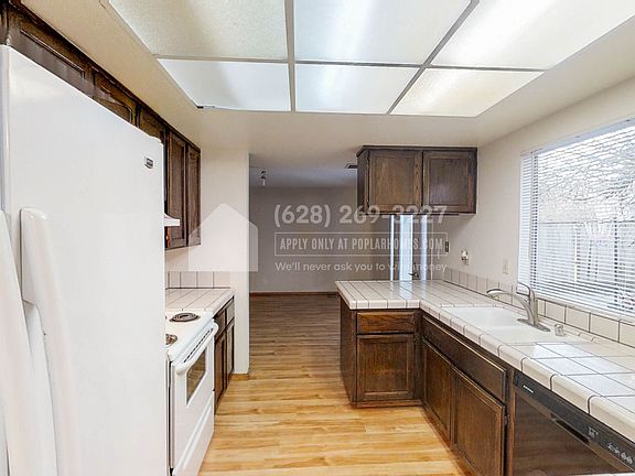 3rd image of 33925 Tybalt Ct