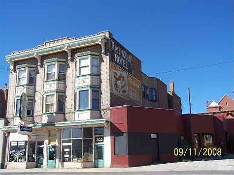 2nd image of 205 W Park St