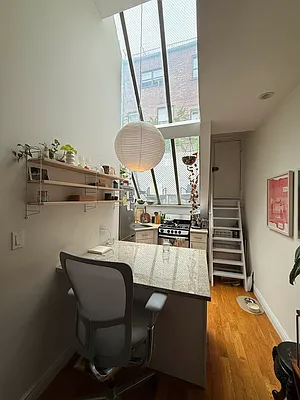 Rented by Buchbinder & Warren | media 9