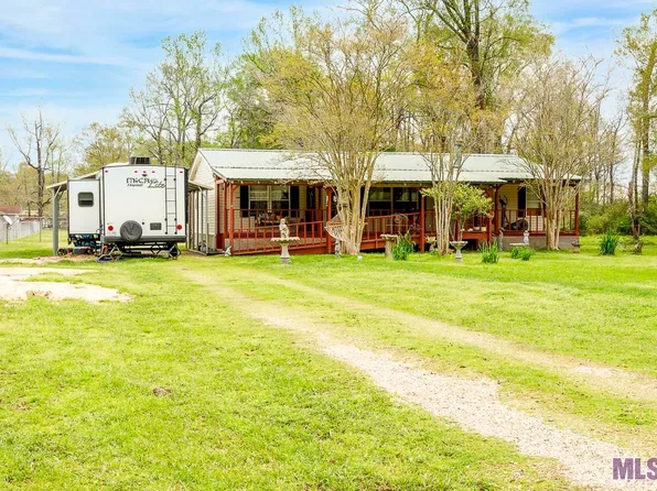 8592 Sharee Pl, Denham Springs, LA 70726