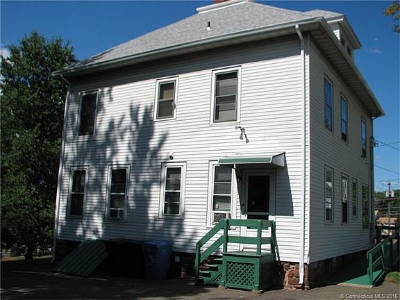 rear entrance and exterior/...