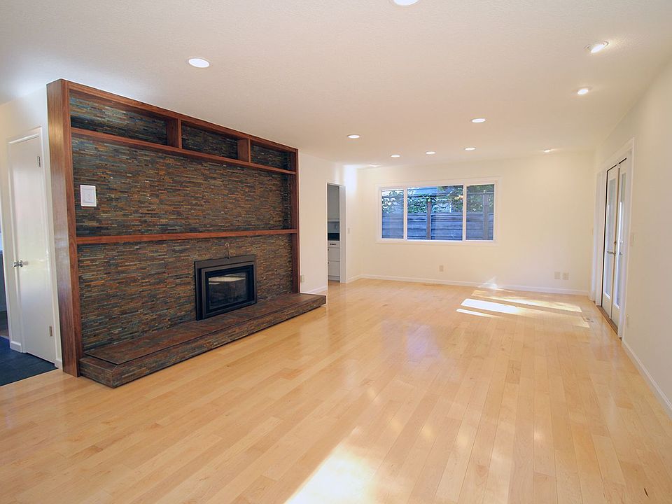 Building Photo 5