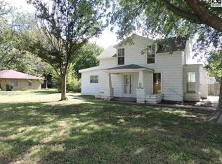 502 N Peabody St, Nickerson, KS 67561