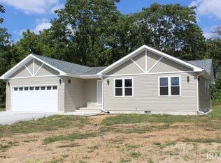 805 E Culver Rd, Knox, IN 46534