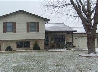 2060 Broken Trail Dr, Springfield, OH 45502