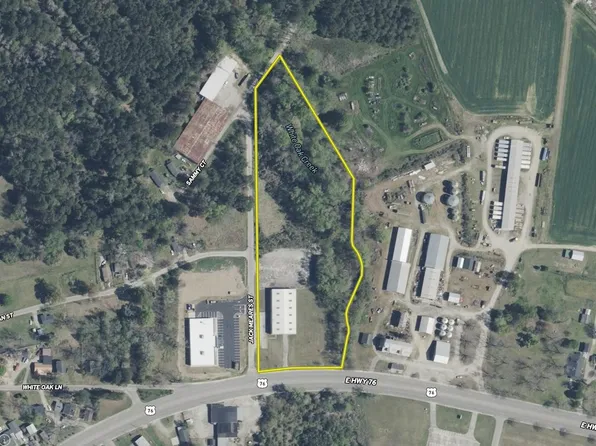 501 W McIntyre St, Mullins, SC 29574