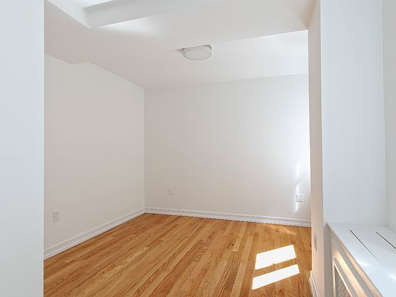 4th image of 752 W End Ave APT 23K