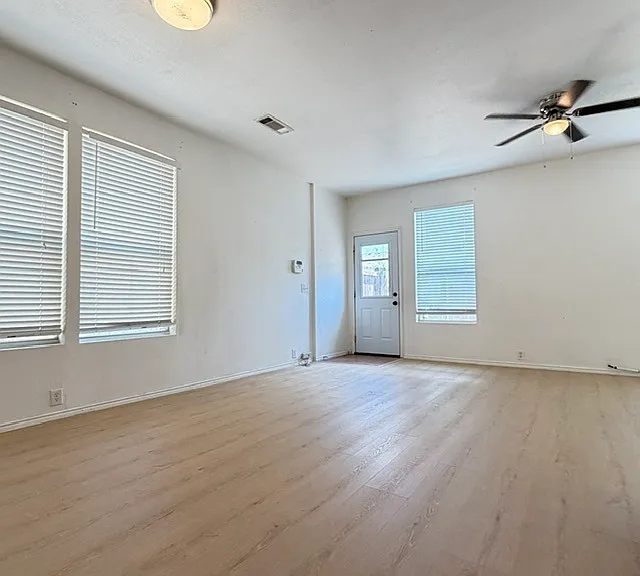 2636 Boedeker Dr — Photo 3