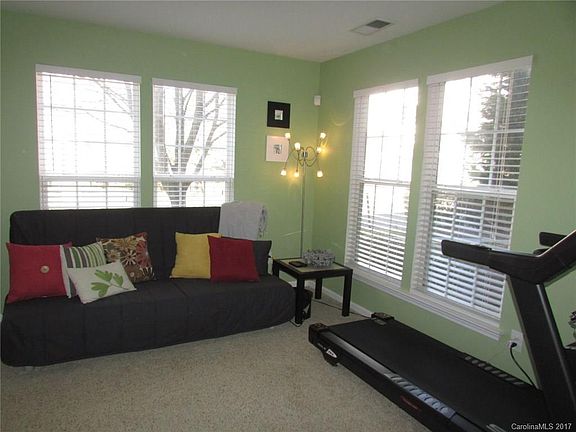3rd image of 13511 Merry Chase Ln #13511
