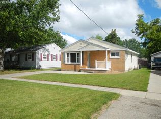 1427 Jolson Ave, Burton, MI 48529