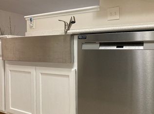9802 Wildwood Cir UNIT 1-D, Munster, IN