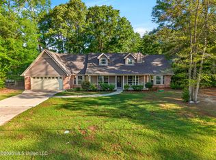 508 W Lakeshore Dr, Carriere, MS 39426