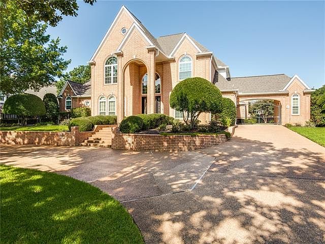 1st image of 5106 Overhill Dr