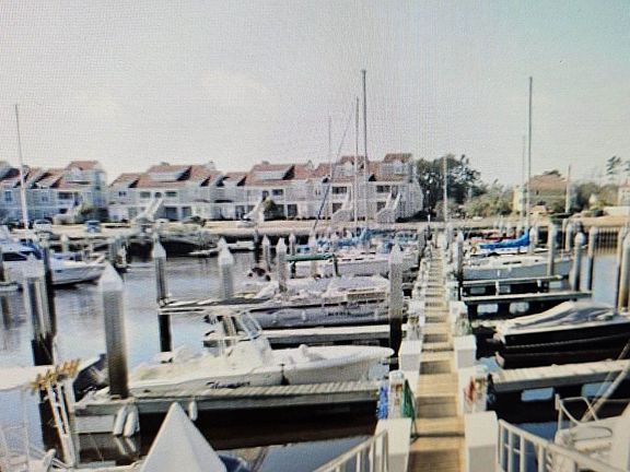 3rd image of 4396 Baldwin Ct. Boatslip #99