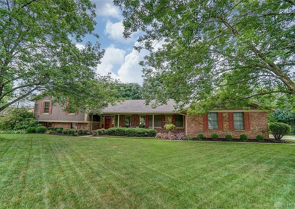 1st image of 9458 Meadow Woods Ln