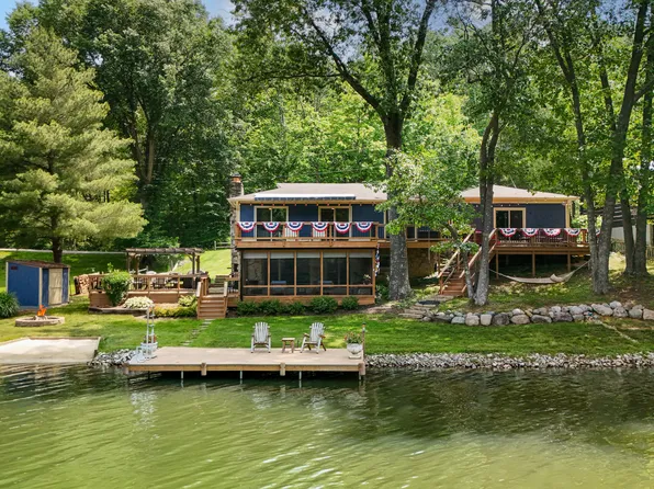 8426 N Chickadee Dr, Morgantown, IN 46160