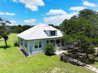 141 Grassyville Rd, Paige, TX 78659