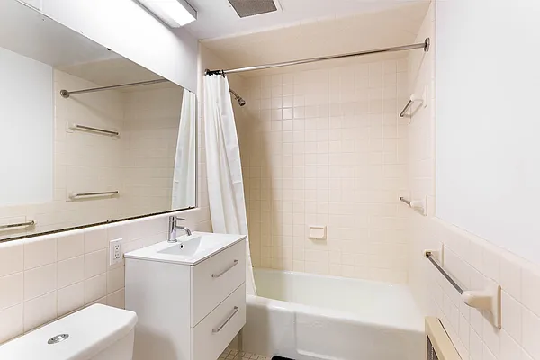 Rented by Engel and Volkers Brownstone Brooklyn | media 12