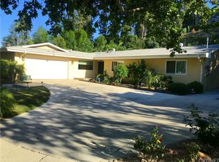 24150 Mariano St, Woodland Hills, CA 91367