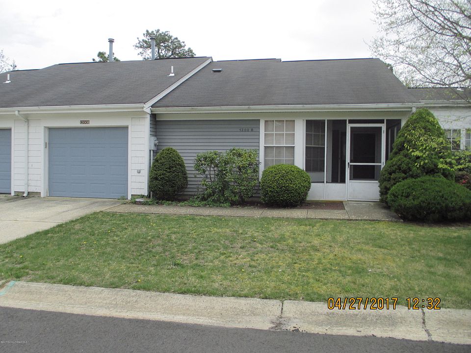 1st image of 1200 Thornbury Lane #B