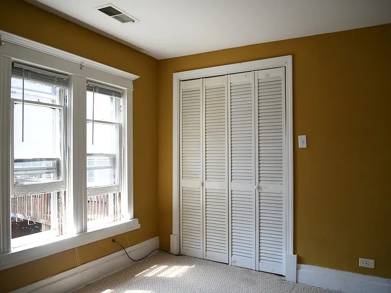 733 W Aldine Ave — Photo 7