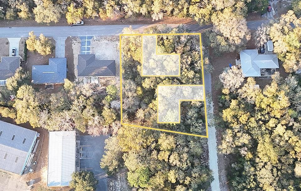 1st image of 3298 E Pierce St