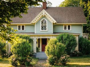 163 Bridge St, Catskill, NY 12414