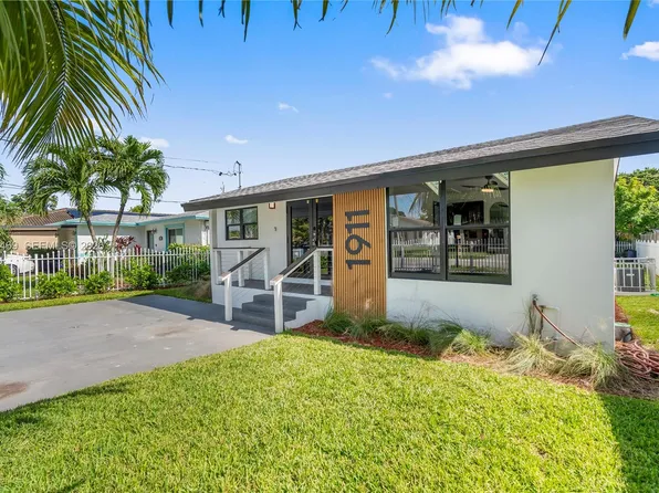 1911 SW 57th Ave, Hollywood, FL 33023
