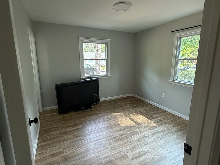 805 Mohawk Ave — Photo 19
