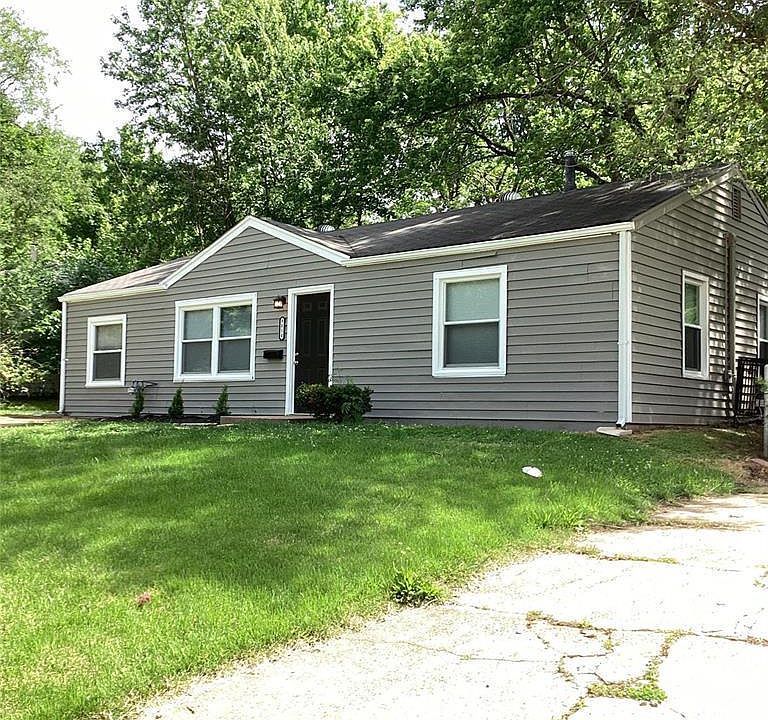 1st image of 9810 Vickie Pl