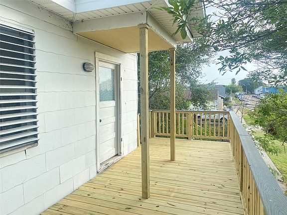 4th image of 5618 Avenue L #Up
