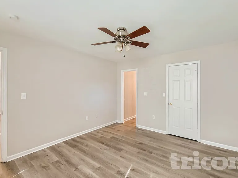 9022 Jaldena Dr — Photo 14
