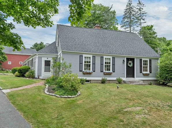 64 N Amherst Road, Bedford, NH 03110