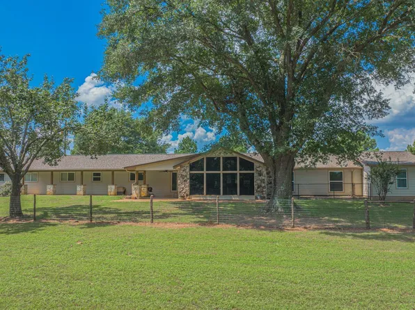 322 Roy Green Rd, Longview, TX 75602