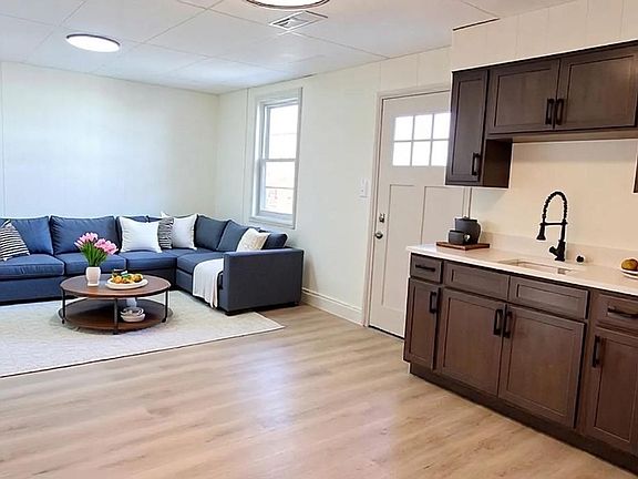 3rd image of 264 Rexmont Rd Floor 1