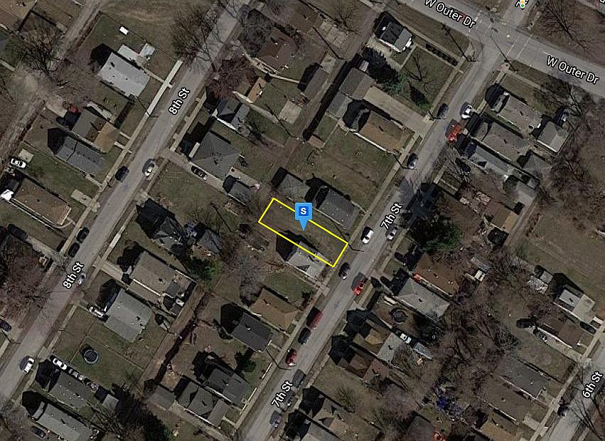 1st image of 4242 7th St